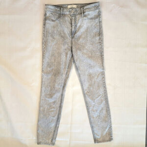 Abercrombie & Fitch Lightwash Jeans